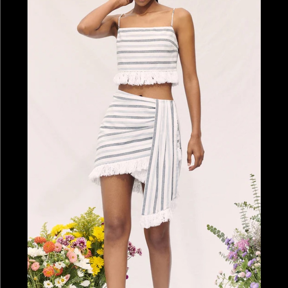 Saylor Trina set